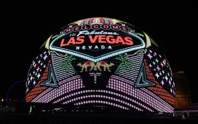 Las Vegas Losing Bet on Tourism as Number of Visitors Hits New Low