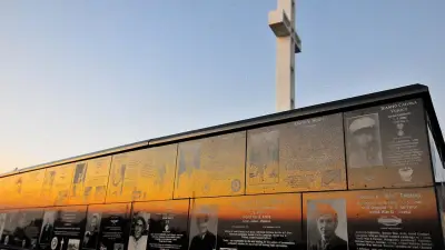 Weekend Veterans Day events include Mt. Soledad ceremony, free pet adoptions