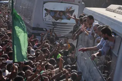 With Public Executions and Beatings, Hamas Starts Reasserting Its Control of Gaza
