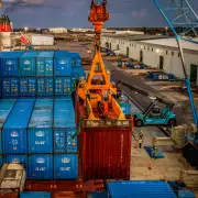 A Big Test for Trump’s Tariffs, and Major Cuts to Air Traffic